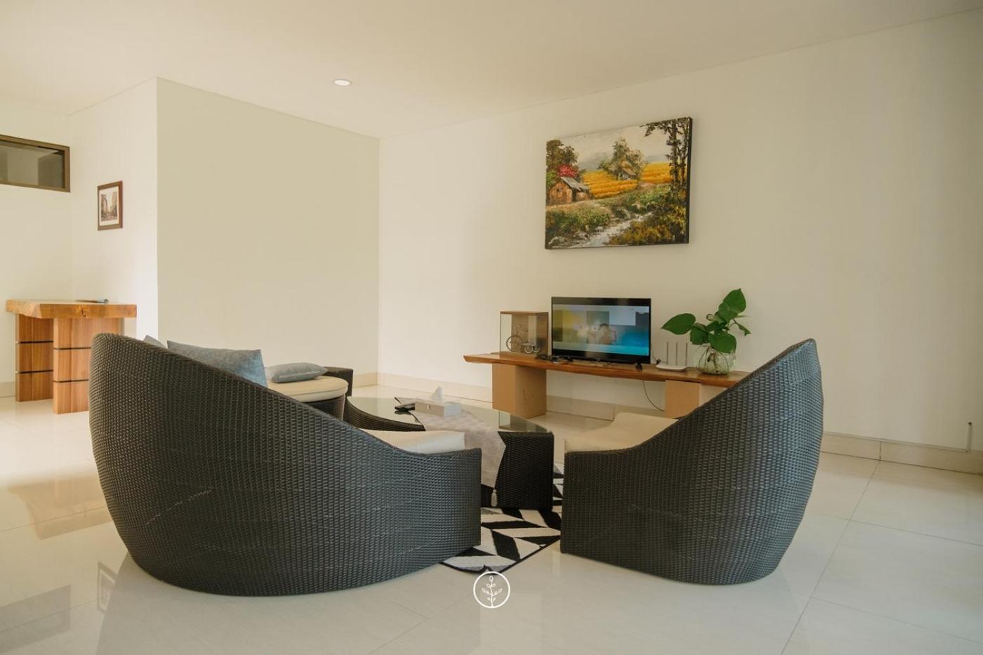 Narwastu Hill View Villa 6 Bedrooms With A Private Swimming Pool บันดุง ภายนอก รูปภาพ