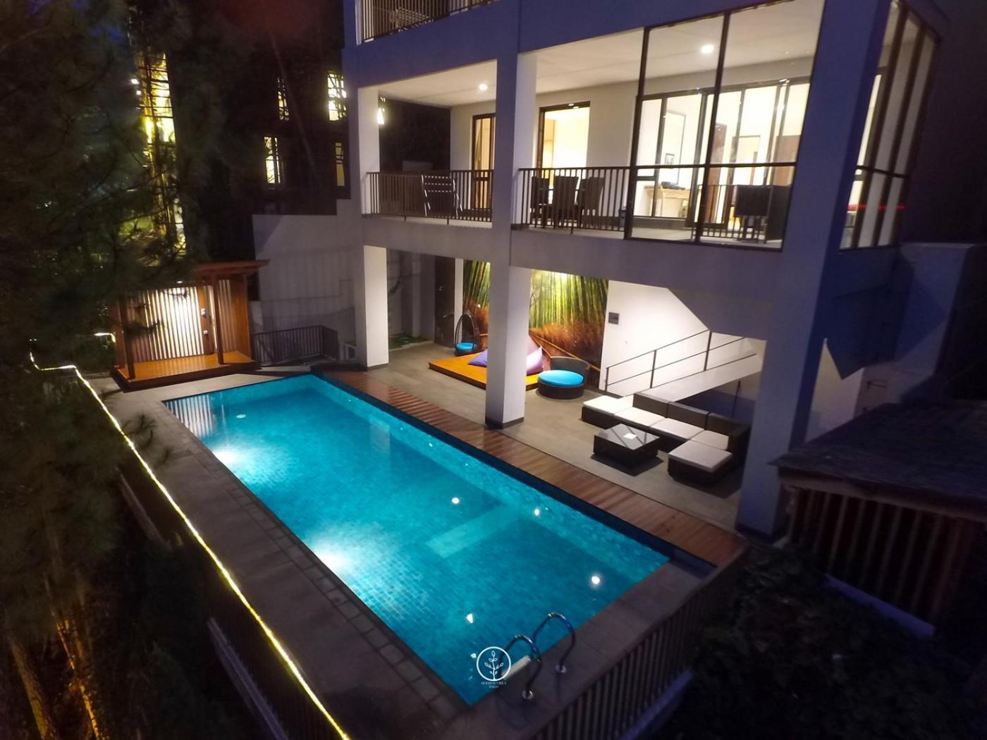 Narwastu Hill View Villa 6 Bedrooms With A Private Swimming Pool บันดุง ภายนอก รูปภาพ