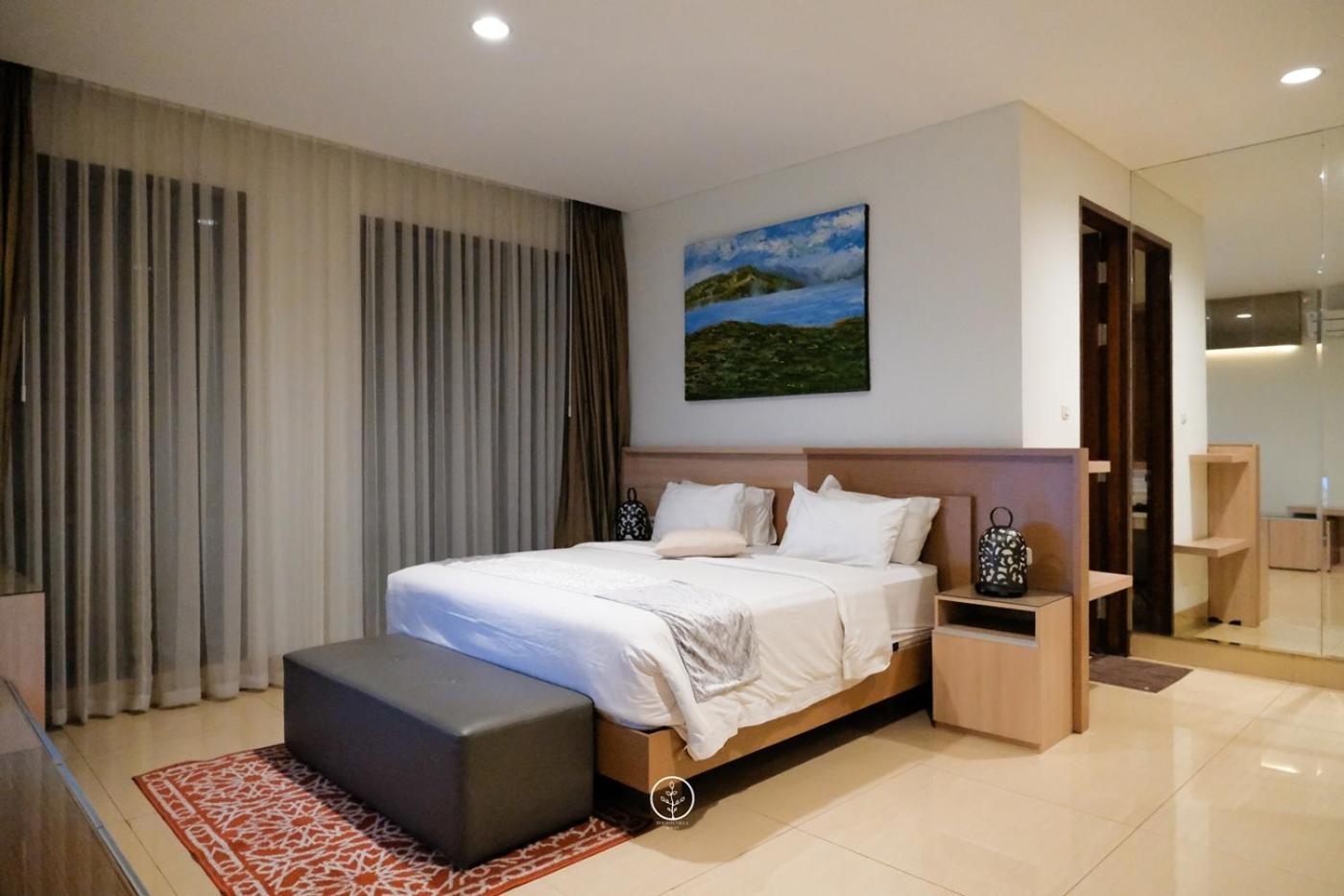 Narwastu Hill View Villa 6 Bedrooms With A Private Swimming Pool บันดุง ภายนอก รูปภาพ