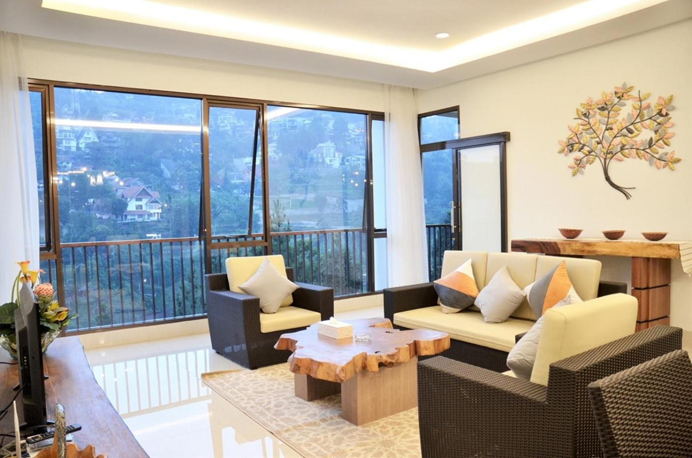 Narwastu Hill View Villa 6 Bedrooms With A Private Swimming Pool บันดุง ภายนอก รูปภาพ