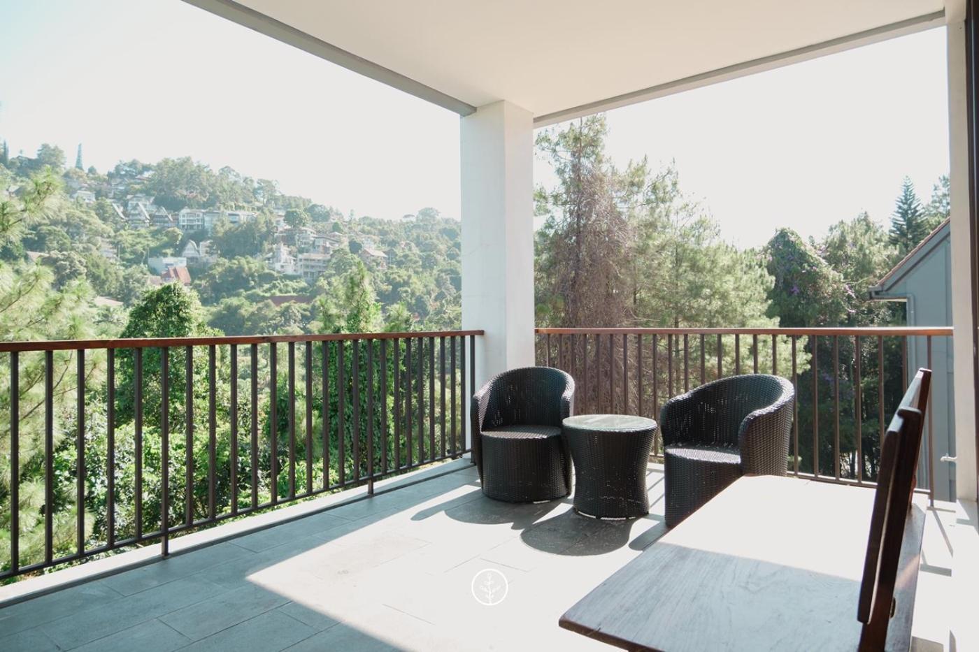 Narwastu Hill View Villa 6 Bedrooms With A Private Swimming Pool บันดุง ภายนอก รูปภาพ