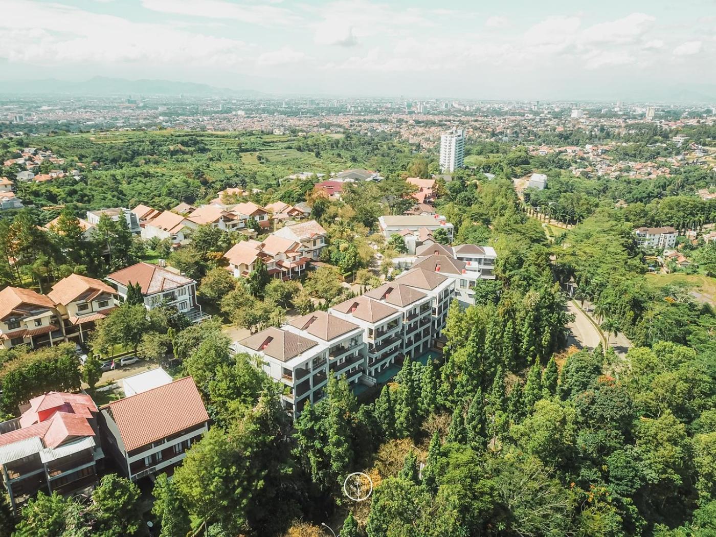 Narwastu Hill View Villa 6 Bedrooms With A Private Swimming Pool บันดุง ภายนอก รูปภาพ